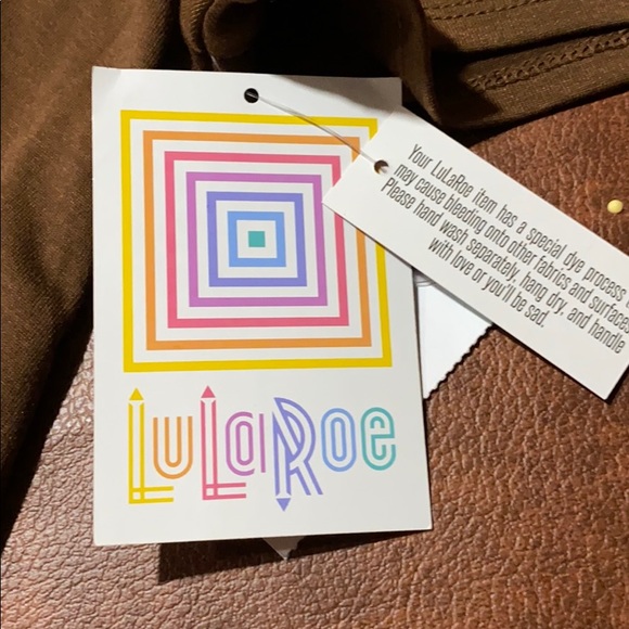 LuLaRoe Classic-T - Picture 3 of 4
